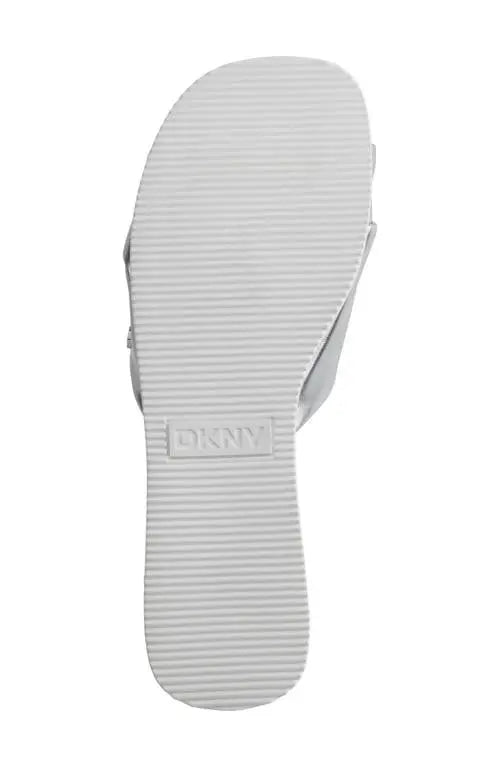 DKNY  Jezebel Slide Sandal - Silver size 6.5M
