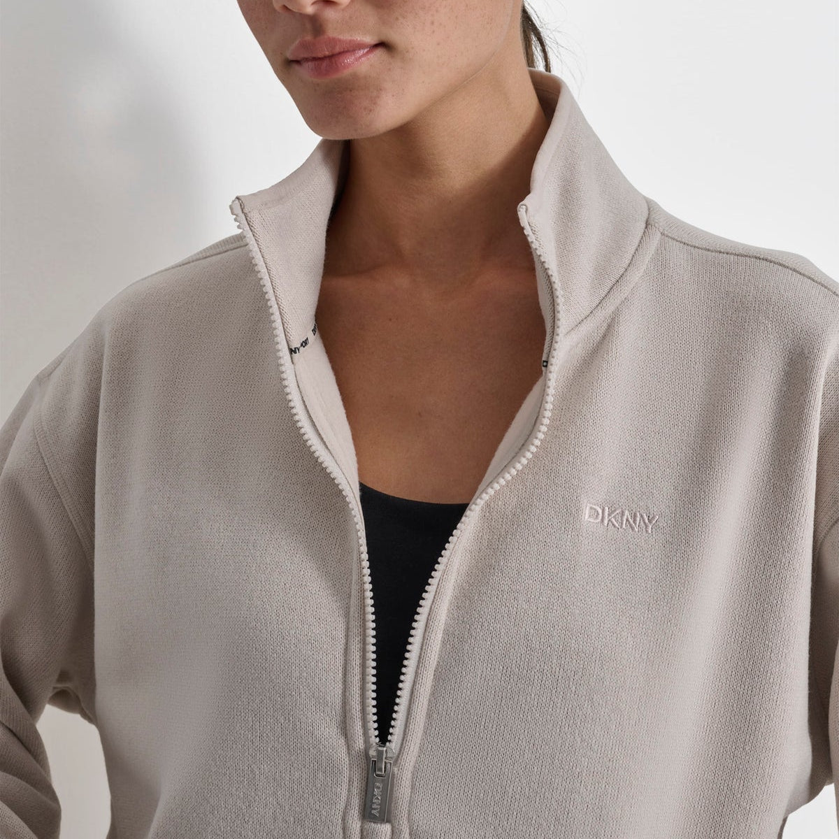 DKNY HALF ZIP FLEECE PULLOVER LARGE